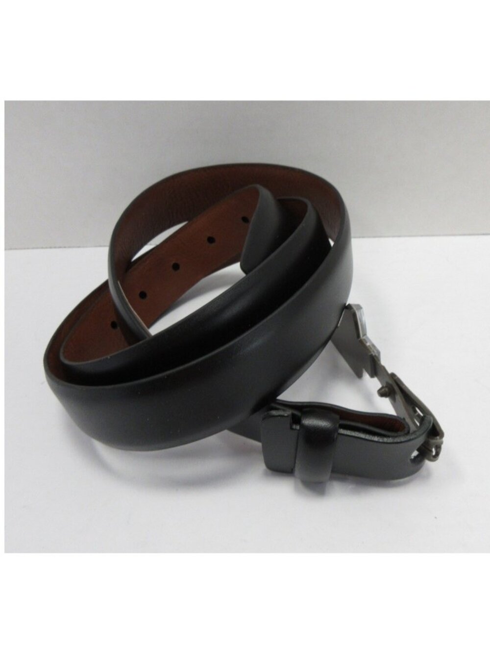 Trafalgar Belt 42 Full Grain Leather Dress Minimalist Quiet Luxury NEW